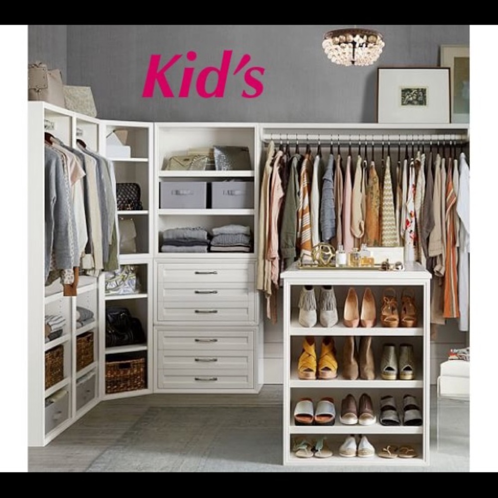 KID’S CLOTHING CLOSET SECTION